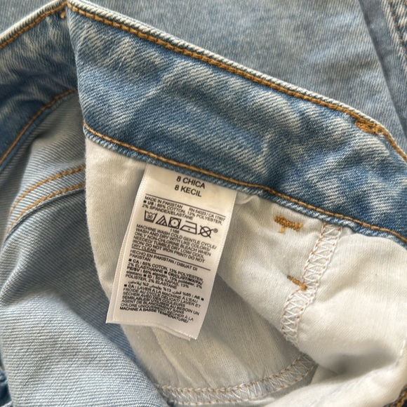 Old Navy EUC Flare Jeans 8P - Picture 5 of 5